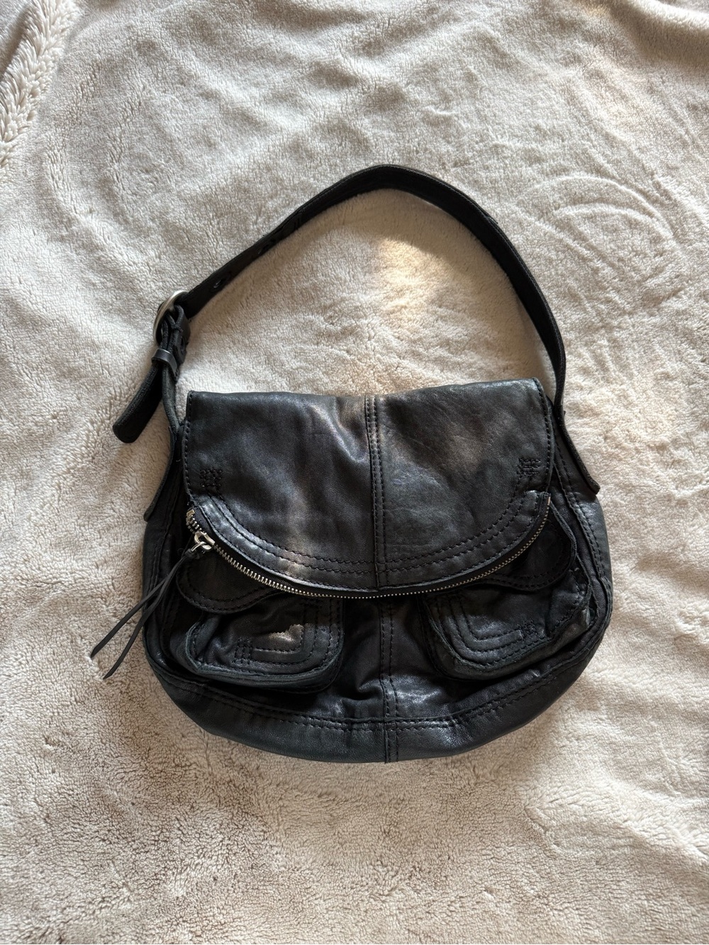 Lucky brand vintage inspired Black crescent Leather Shoulder Bag with pockets